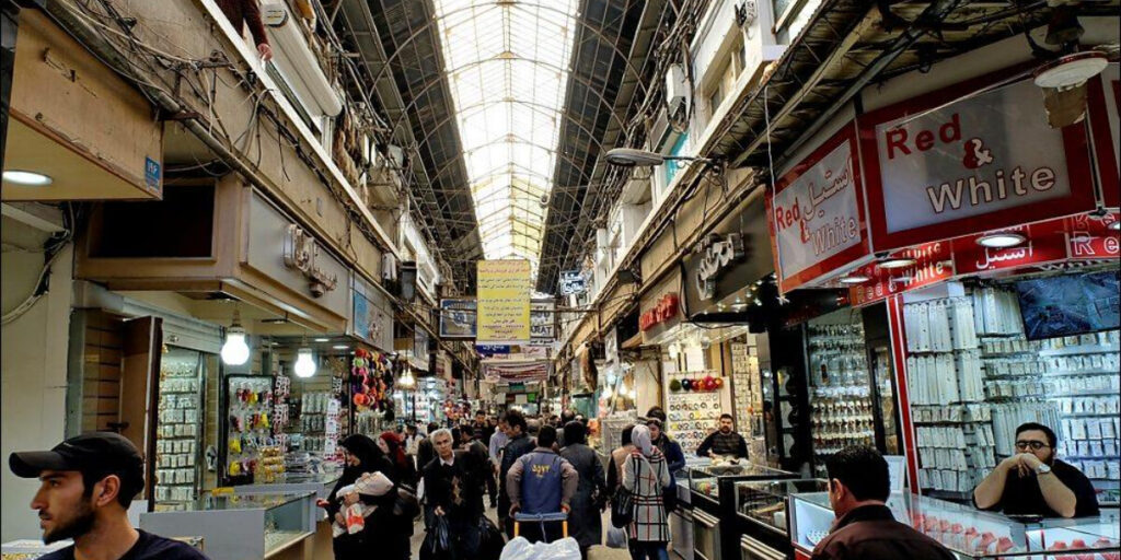 بازار بدلیجات سلطانی: بازار بدلیجات تهران عمده و کیلویی در دل بازار بزرگ تهران